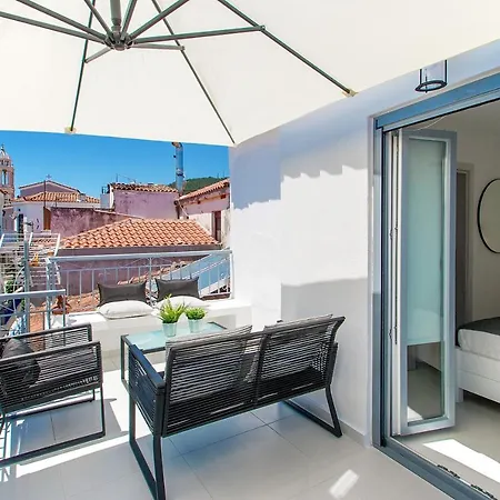 Mikri Gonia * Skiathos-stad