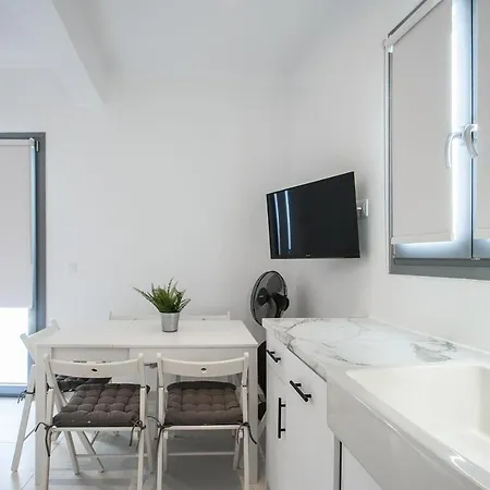 Mikri Gonia بيت للعطل *